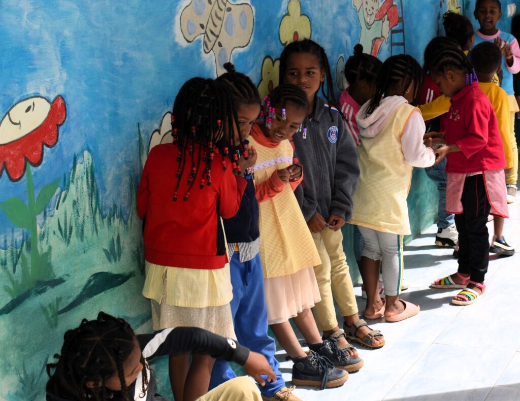 Die FIF-Kindergärten sind auf zwei Inseln und drei Standorte verteilt. Alle drei Kindergärten haben jeweils zwei Gruppen.